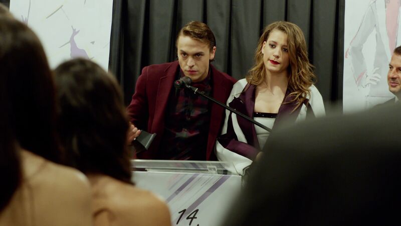 Yaman se pelea con Orkun en un ataque de celos