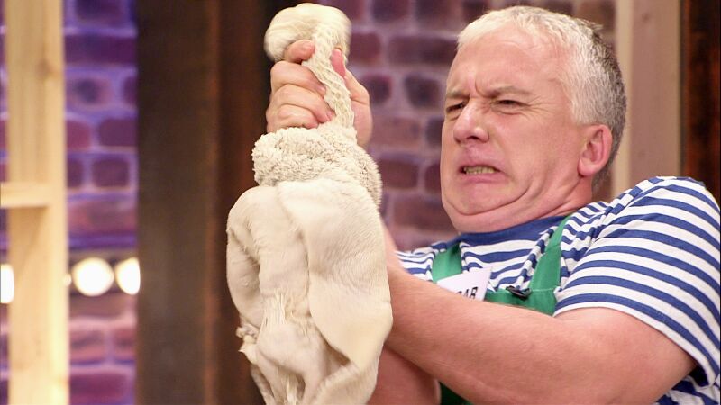 A los concursantes de 'El sabor es ciego VIP' les da asco cortar los callos