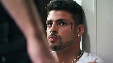 Jorgito vuelve con Nina y descubre que está con Max Jorgito vuelve con Nina y descubre que está con Max
