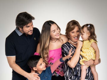 Estreno exclusivo de 'Mi marido tiene más familia' Estreno exclusivo de 'Mi marido tiene más familia'