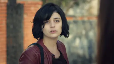 Sule renuncia a Melek Madre