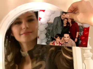 Bither sospecha de las intenciones de Mademoiselle Bither sospecha de las intenciones de Mademoiselle