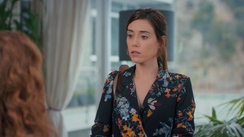 Duru a Zeynep: "Ali todav&iacute;a te quiere"