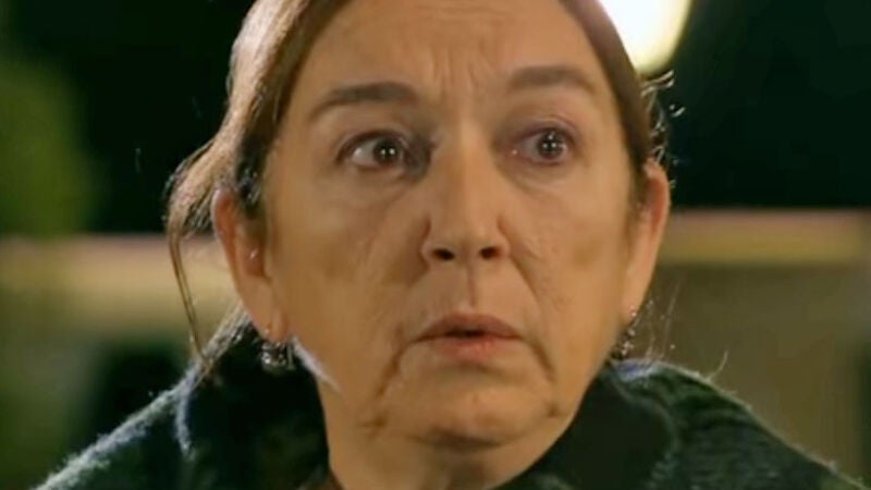 Tomris Incer es Nadide Evliyaoglu en 'Las mil y una noches'