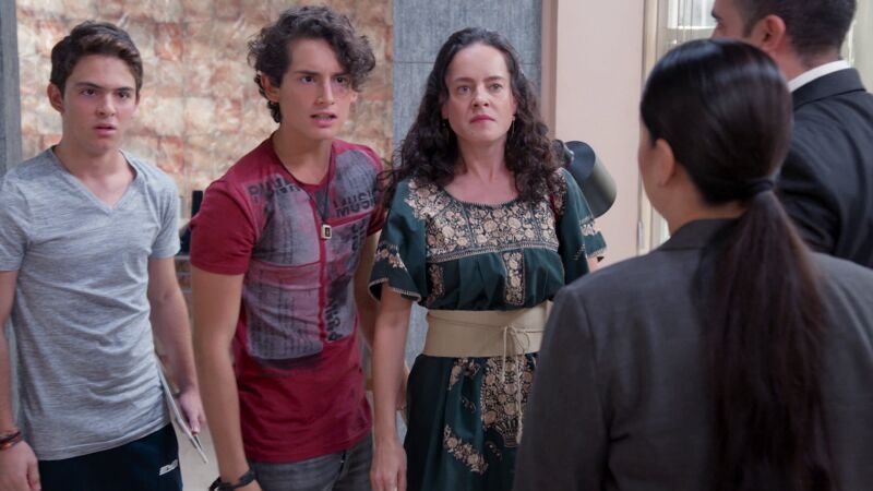 Manipulan la entrevista de Aris y lo tachan de homófobo