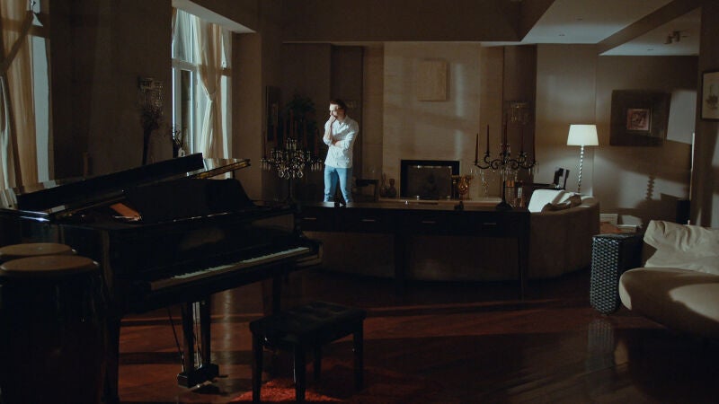 Orkun, preocupado. ¿Y si Nadir todavía siguiera vivo?