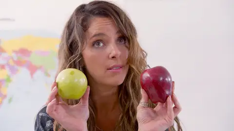 ¿Qué significa ser un hombre? La profesora de Aristemo lo explica con dos manzanas ¿Qué significa ser un hombre? La profesora de Aristemo lo explica con dos manzanas