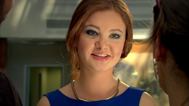 Cansu monta su propia empresa y negocia con Feriha