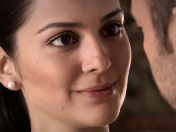 Sherezade está cada vez más celosa de las amigas de Onur Sherezade está cada vez más celosa de las amigas de Onur