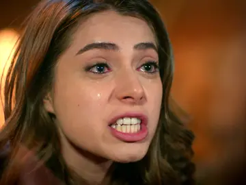 Yaren amenaza a Reyyan: "A partir de ahora, tú y yo somos archienemigas" Yaren amenaza a Reyyan: "A partir de ahora, tú y yo somos archienemigas"