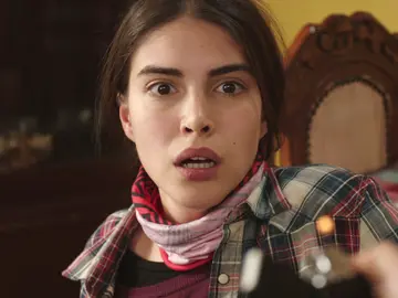 Nil envenena y secuestra a Hazan Nil envenena y secuestra a Hazan