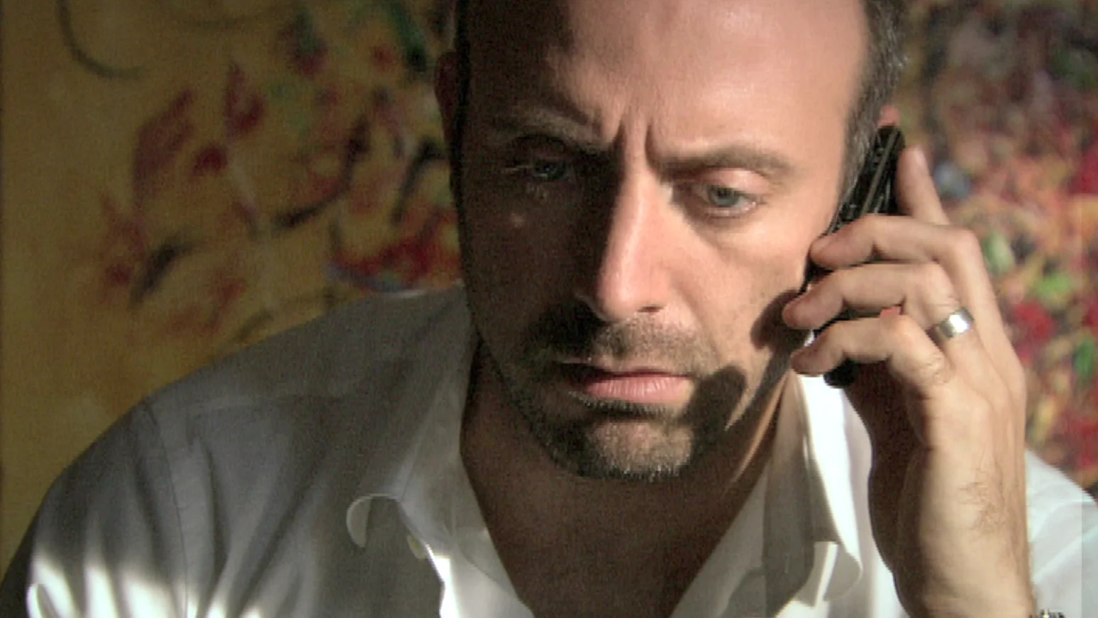 Onur descubre la carta de amor de Sherezade momento destacado
