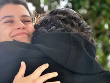 Beren Saat, protagonista de 'Amor prohibido' y 'Fatmagül', celebra su 36 cumpleaños Beren Saat, protagonista de 'Amor prohibido' y 'Fatmagül', celebra su 36 cumpleaños