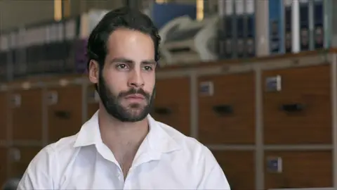 Mateo denuncia a Eva Amar a muerte