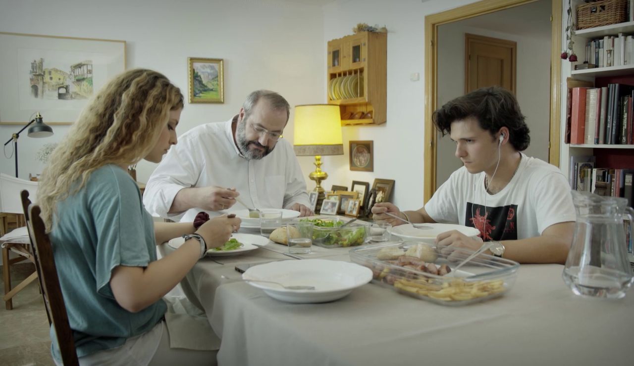 Disfruta del capítulo 9 de 'Por muchas razones' Disfruta del capítulo 9 de 'Por muchas razones'