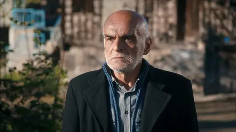 Padre de Nefes Fugitiva