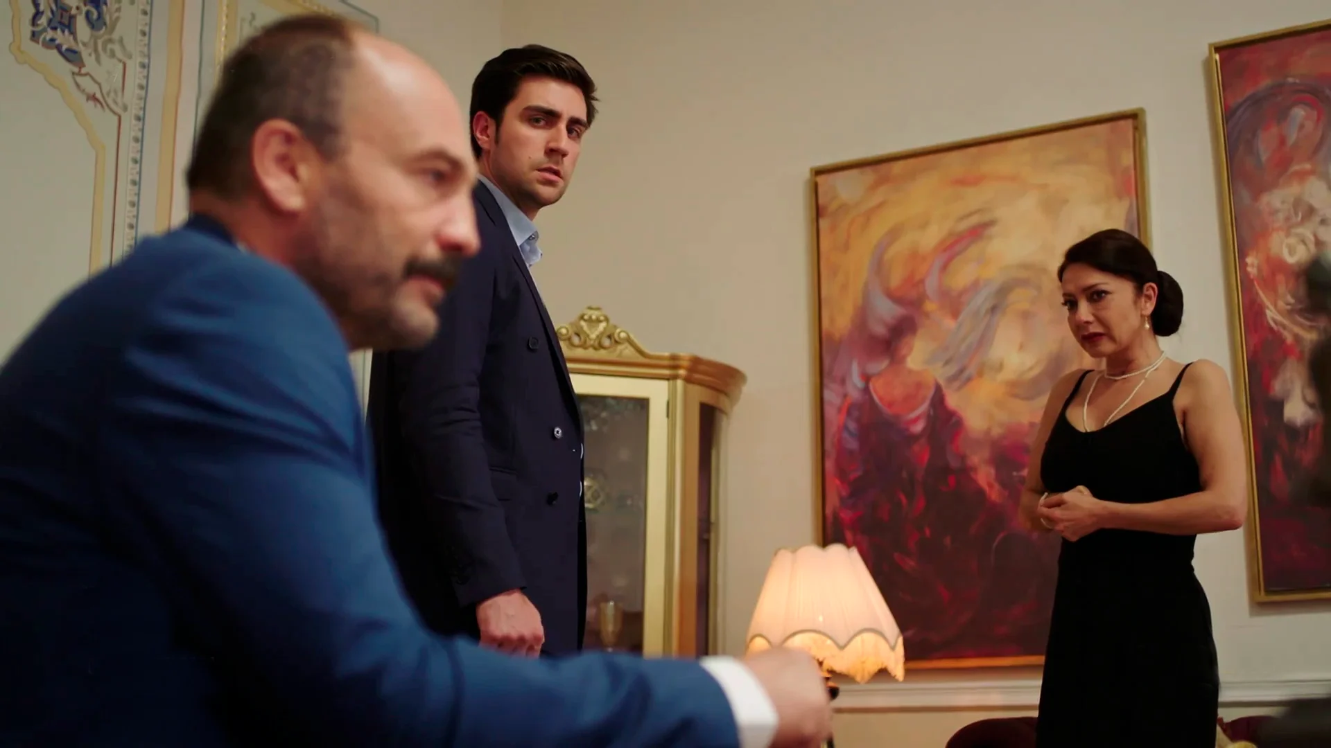 Yagiz, Kerimé y Hazum La señora Fazilet y sus hijas