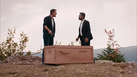 Tahir y Mustafá Fugitiva
