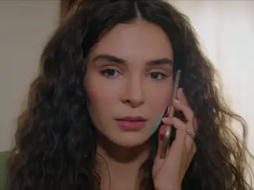 Reyyan cae en la trampa de Azize Reyyan cae en la trampa de Azize