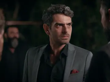 Vedat descubre que Yigit ha desaparecido Vedat descubre que Yigit ha desaparecido