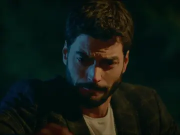 Reyyan y Miran acaban con su relación Reyyan y Miran acaban con su relación