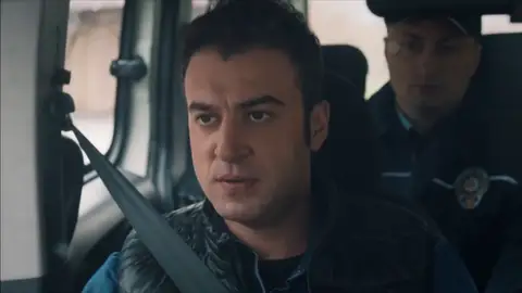 Ali teme por la vida de Tahir Ali teme por la vida de Tahir