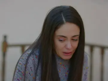 Elif, a Azize: "Nadie de esa familia es tan cruel como tú" Elif, a Azize: "Nadie de esa familia es tan cruel como tú"