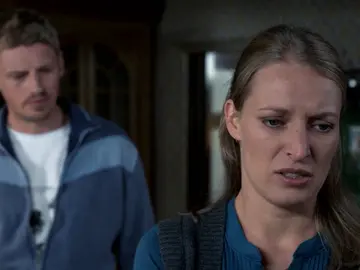 Emily carga contra Andreas tras la muerte de su marido Emily carga contra Andreas tras la muerte de su marido