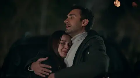 Tahir y Nefes juntos de nuevo Tahir y Nefes juntos de nuevo