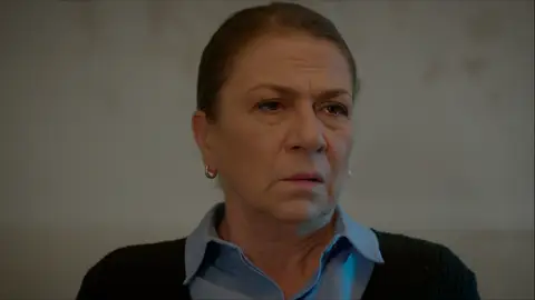 Esma guarda un secreto Hercai