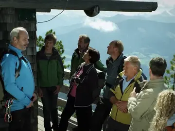 Un derrumbamiento en la iglesia de la montaña pone en peligro la vida de los senderistas Un derrumbamiento en la iglesia de la montaña pone en peligro la vida de los senderistas