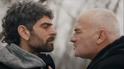 Vedat y Fikret Fugitiva