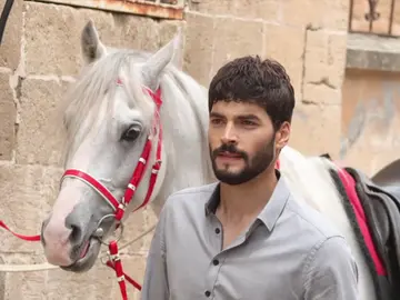 El mensaje que Akin Akinozu ha mandado a sus fans por su 30 cumpleaños El mensaje que Akin Akinozu ha mandado a sus fans por su 30 cumpleaños