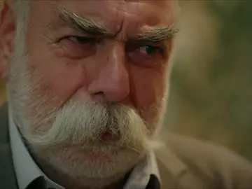 La amenaza de Zehra que pone contra la espada y la pared a Nasuh La amenaza de Zehra que pone contra la espada y la pared a Nasuh