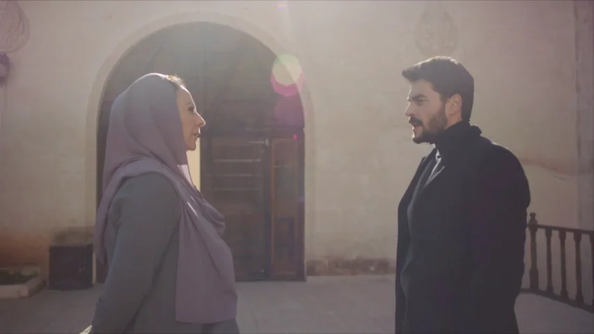 Azize y Miran, cara a cara: "Tenemos una invitada muy importante, mi abuela"