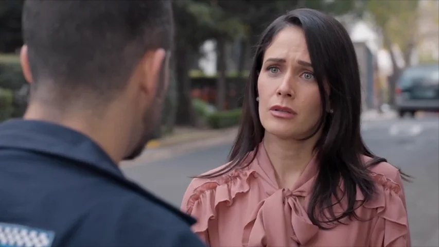 &iquest;Por qu&eacute; quiere Irene hablar con Pedro?