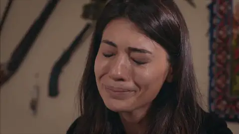 La dura historia de Zeynep: "Ese hombre me violó y después de vendió" La dura historia de Zeynep: "Ese hombre me violó y después de vendió"