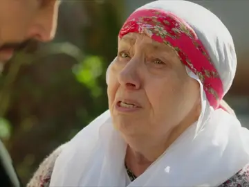 Sükran revela toda la verdad: "A mí hija la mató Mehmet Aslanbey" Sükran revela toda la verdad: "A mí hija la mató Mehmet Aslanbey"