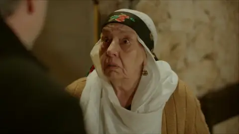 La búsqueda de Reyyan comienza: ¿estará en casa de Sükran? La búsqueda de Reyyan comienza: ¿estará en casa de Sükran?