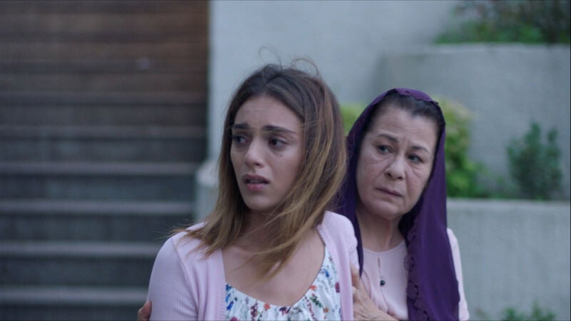 Cemre, expulsada de la mansión de los Karaçay