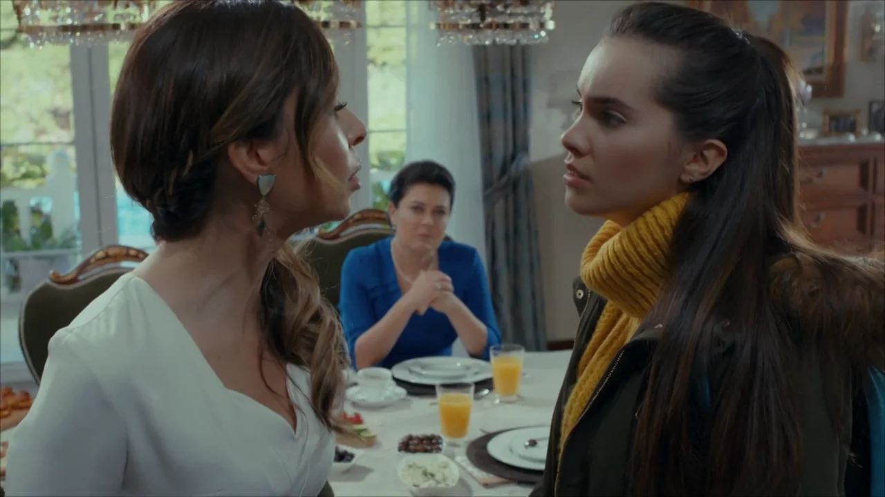Cennet se enfrenta a Arzu: "No volver&aacute;s a hacerme da&ntilde;o"