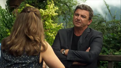 Problemas sentimentales para Martin Doctor en los Alpes