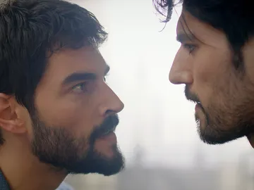 Miran y Aslan cara a cara Miran y Aslan cara a cara