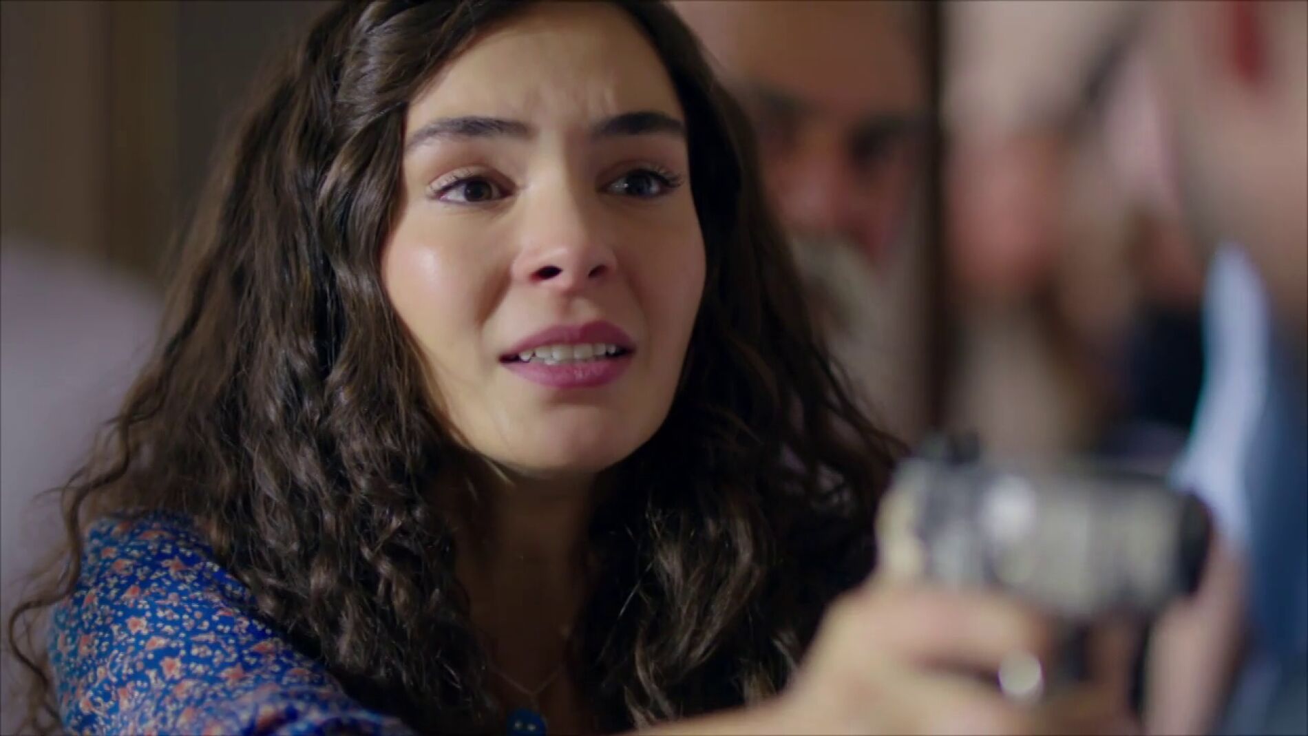 Reyyan no conf&iacute;a en Miran: "Nos enga&ntilde;aste a m&iacute; y a mi familia"