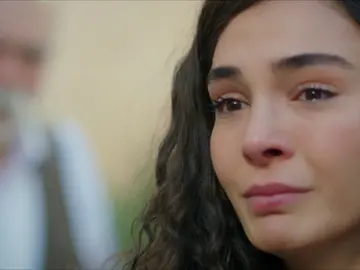 Rayyan pone fin a su relación: "Me divorcio de ti Miran Aslanbey" Rayyan pone fin a su relación: "Me divorcio de ti Miran Aslanbey"