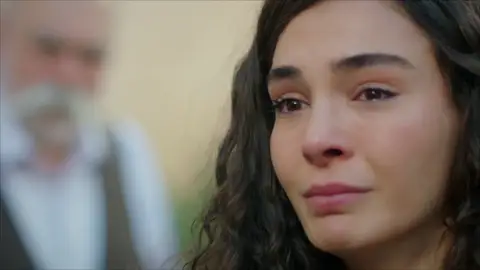 Rayyan pone fin a su relación: "Me divorcio de ti Miran Aslanbey" Rayyan pone fin a su relación: "Me divorcio de ti Miran Aslanbey"