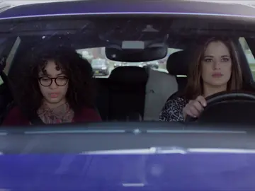 Betty y Marcela, dispuestas a pillar a Armando siendo infiel Betty y Marcela, dispuestas a pillar a Armando siendo infiel