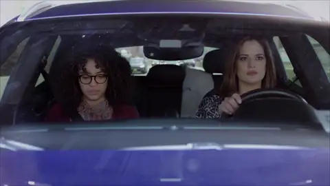 Betty y Marcela, dispuestas a pillar a Armando siendo infiel Betty y Marcela, dispuestas a pillar a Armando siendo infiel