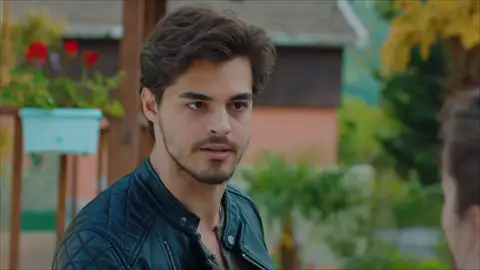 Selim se por vencido con Cennet: "Lo nuestro se acabó" Selim se por vencido con Cennet: "Lo nuestro se acabó"