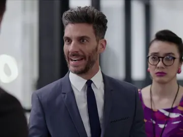 Armando sale en defensa de Betty después de los insultos de Daniel Armando sale en defensa de Betty después de los insultos de Daniel